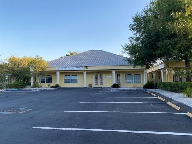 1528 LAND O LAKES BOULEVARD LUTZ, FL 33549