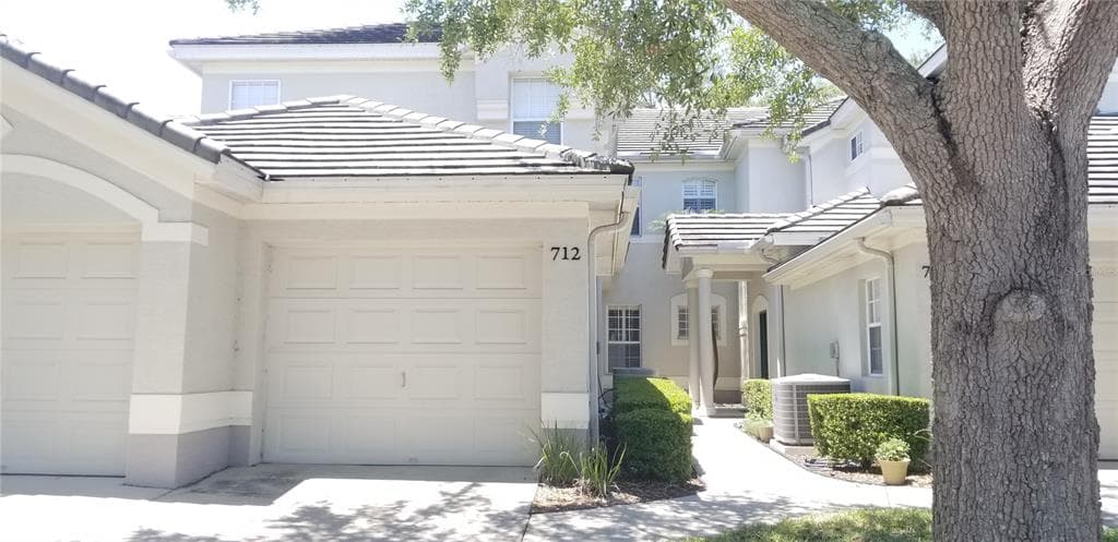 712 GRASSLANDS VILLAGE CIRCLE UNIT 71 LAKELAND, FL 33803