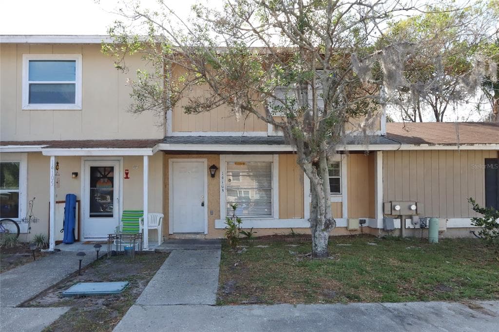 14103 VILLAGE TERRACE DRIVE TAMPA, FL 33624