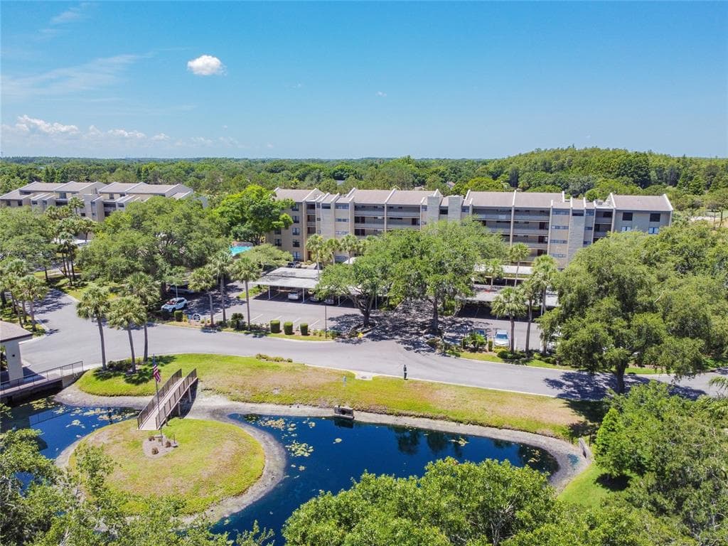 13626 GREENFIELD DRIVE UNIT 302 TAMPA, FL 33618