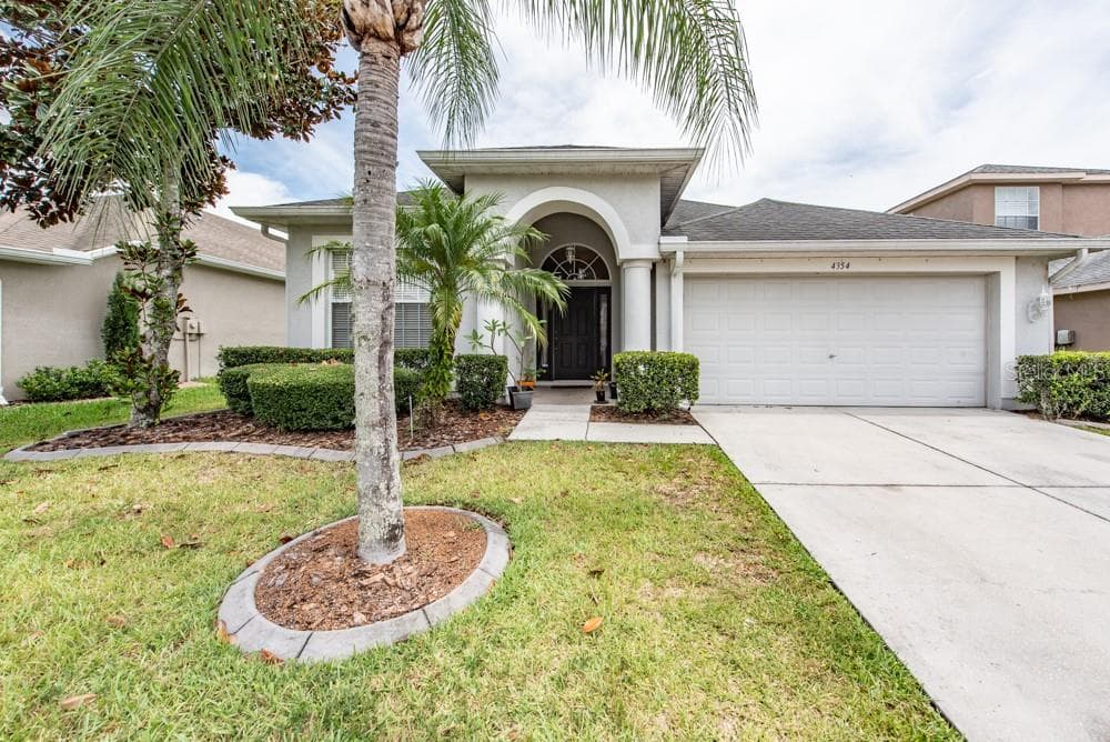 4354 HAWKSLEY PLACE WESLEY CHAPEL, FL 33545