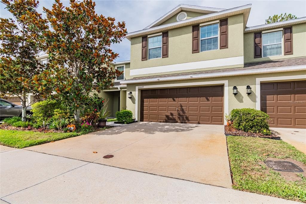20229 INDIAN ROSEWOOD DRIVE TAMPA, FL 33647