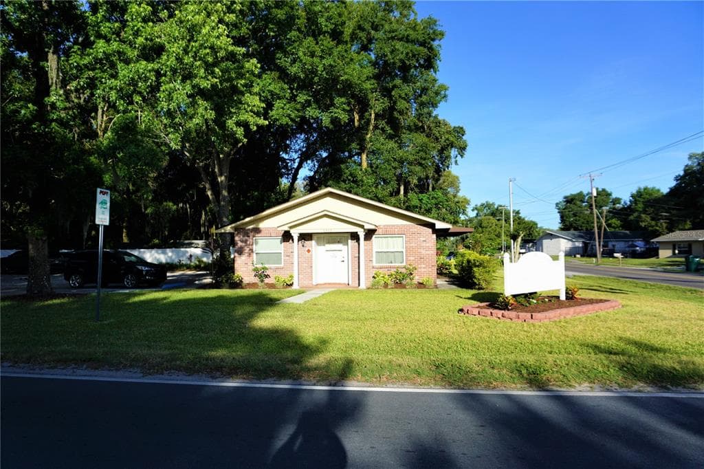4949 6TH STREET ZEPHYRHILLS, FL 33542