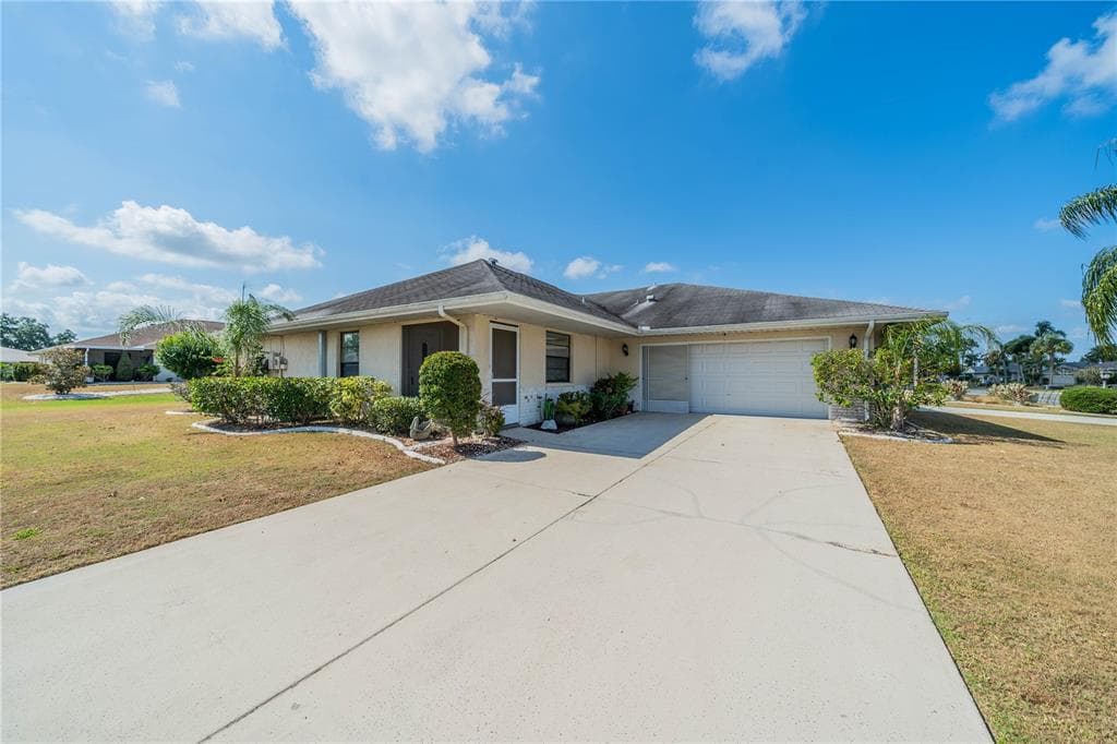 1917 W DEL WEBB BOULEVARD SUN CITY CENTER, FL 33573