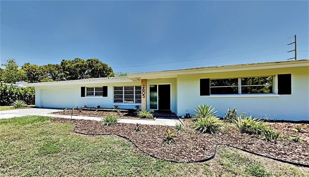 2605 FOREST PARKWAY N LARGO, FL 33771