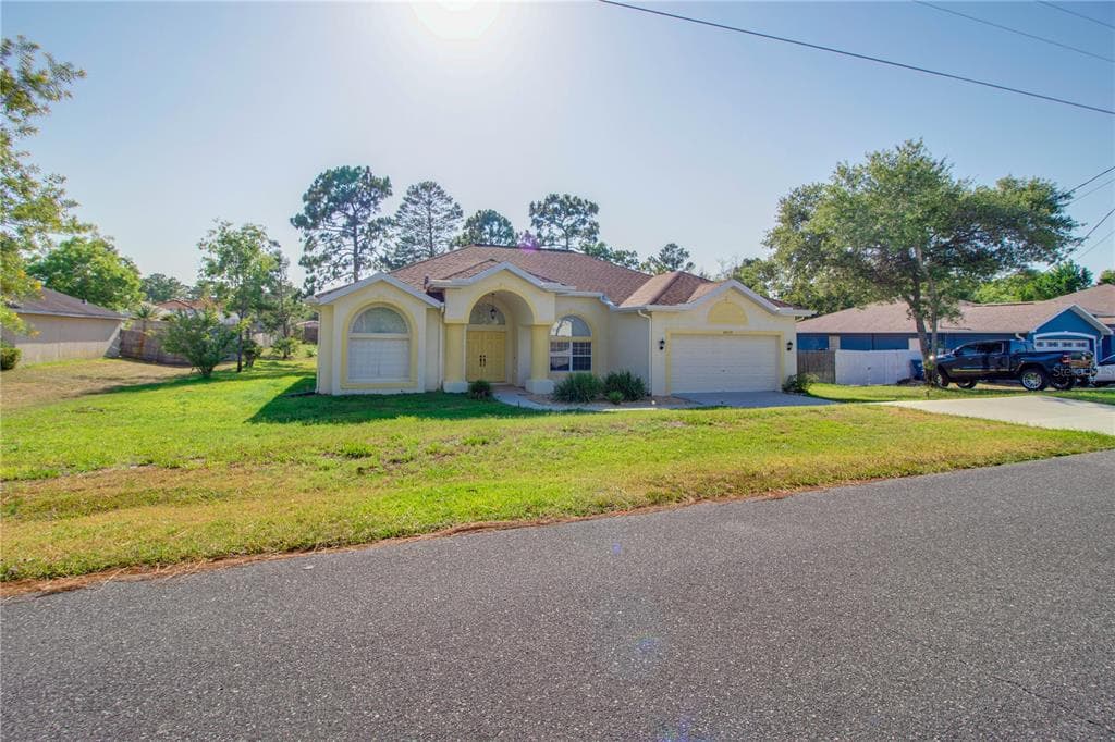 8025 JASBOW JUNCTION WEEKI WACHEE, FL 34613