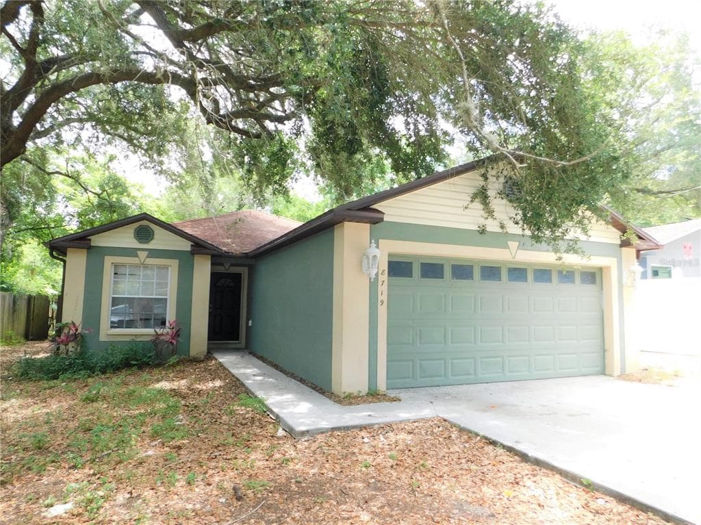 8719 N 48TH STREET TAMPA, FL 33617