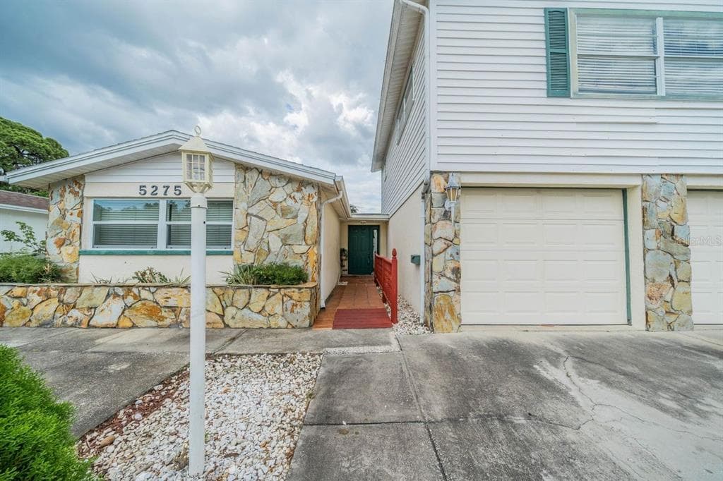 5275 87TH TERRACE N PINELLAS PARK, FL 33782