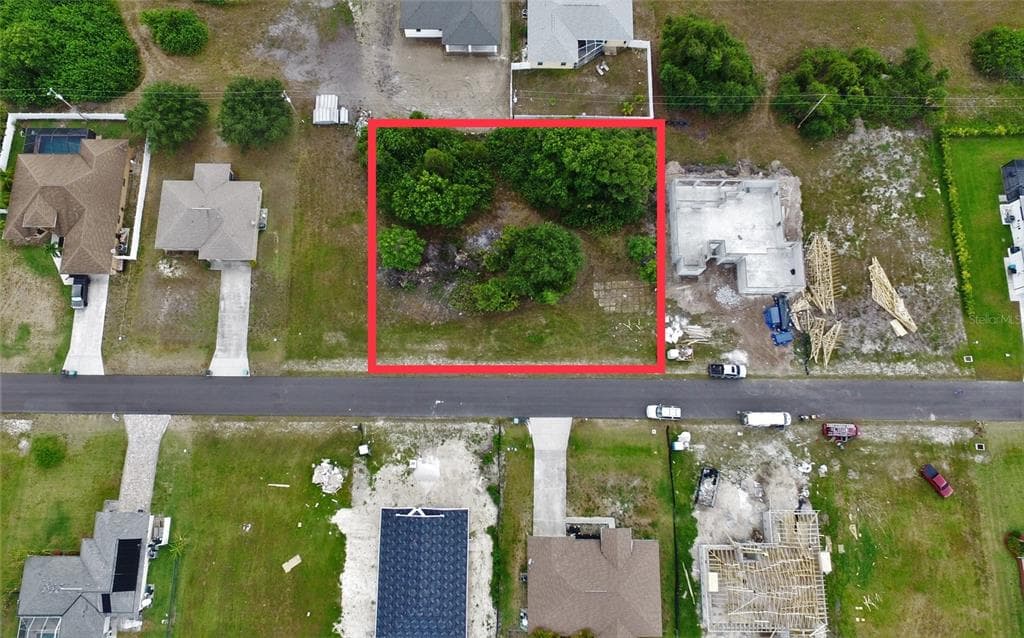 421 SW 28TH PLACE CAPE CORAL, FL 33991