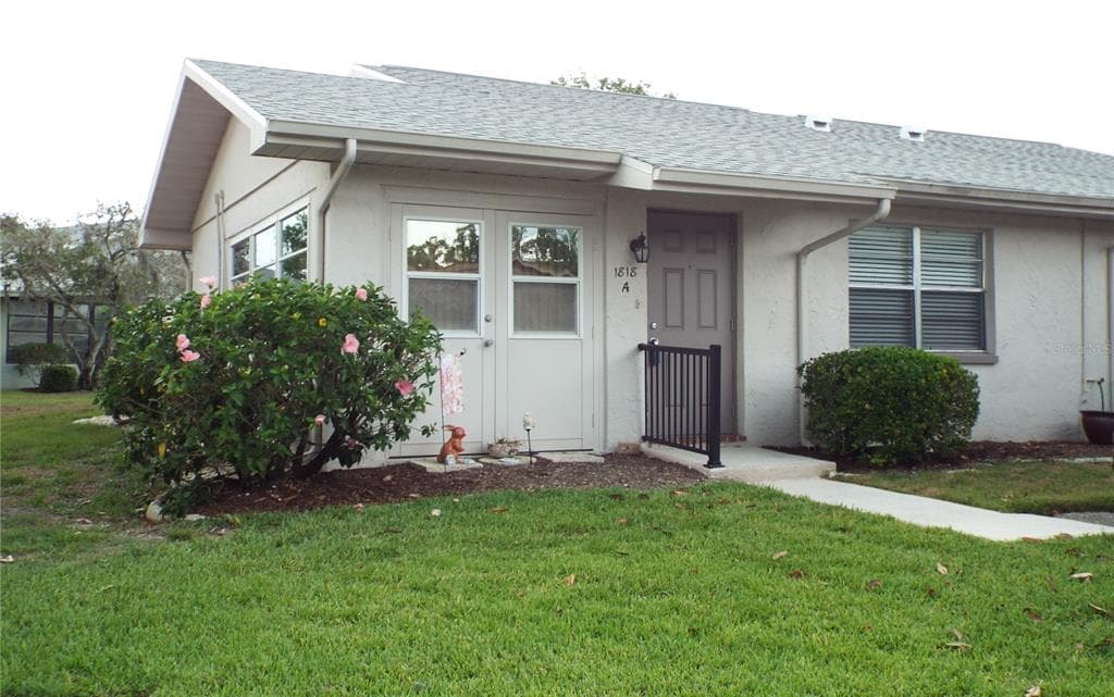 1818 FOXHUNT DRIVE UNIT A SUN CITY CENTER, FL 33573