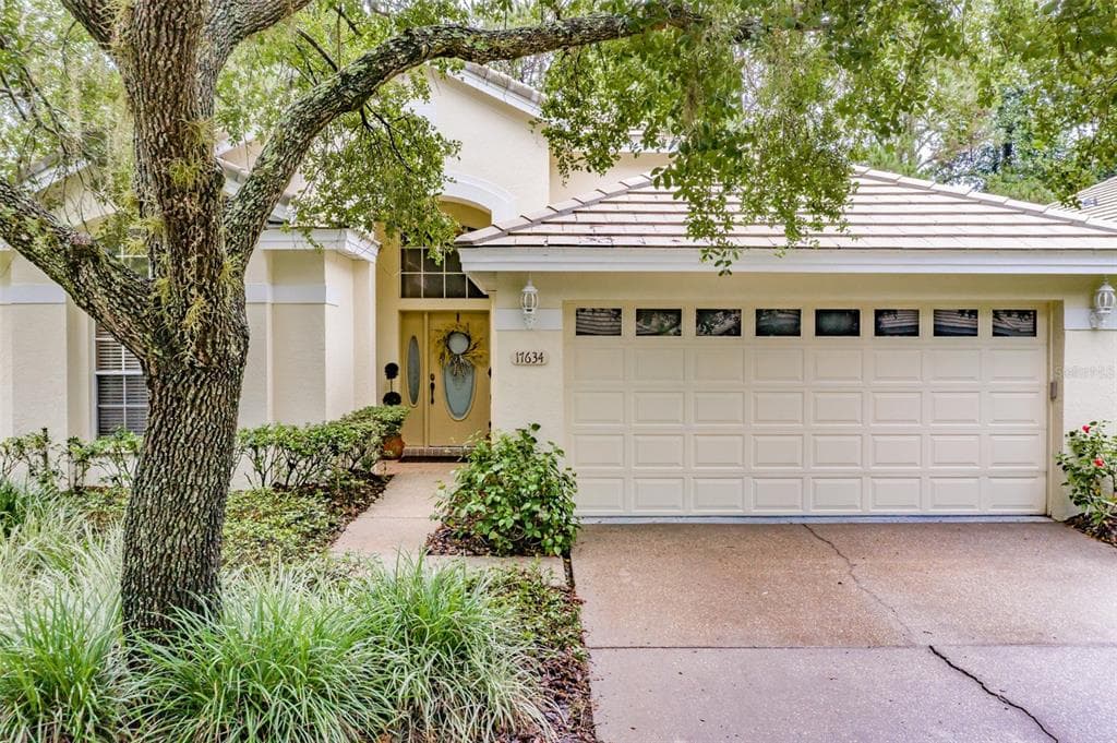 17634 NATHANS DRIVE TAMPA, FL 33647