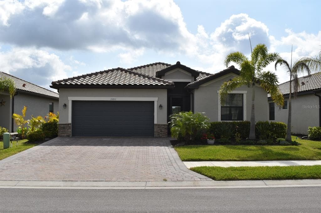 20852 CATTAIL BOULEVARD VENICE, FL 34292