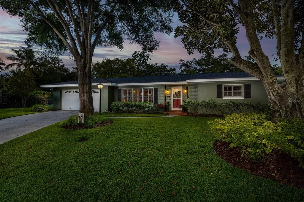 1427 HUNT LANE CLEARWATER, FL 33764