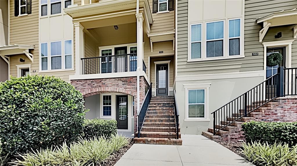 550 MAJESTIC PALM DRIVE ALTAMONTE SPRINGS, FL 32701