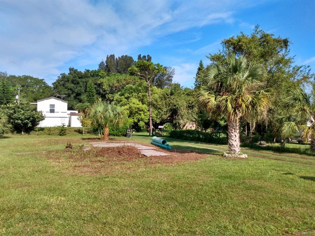 7629 MY LANE HUDSON, FL 34667