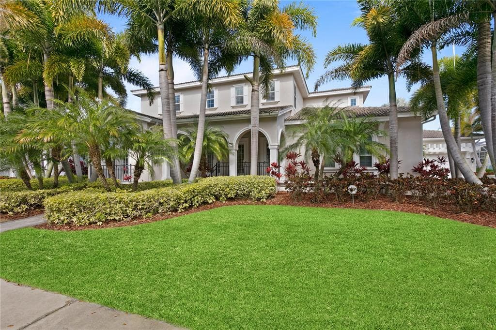 627 BALIBAY ROAD APOLLO BEACH, FL 33572