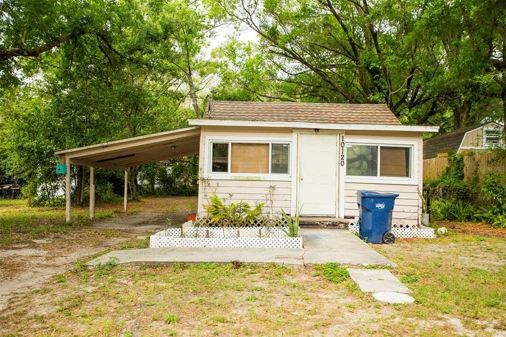 10120 N JASMINE AVENUE TAMPA, FL 33612