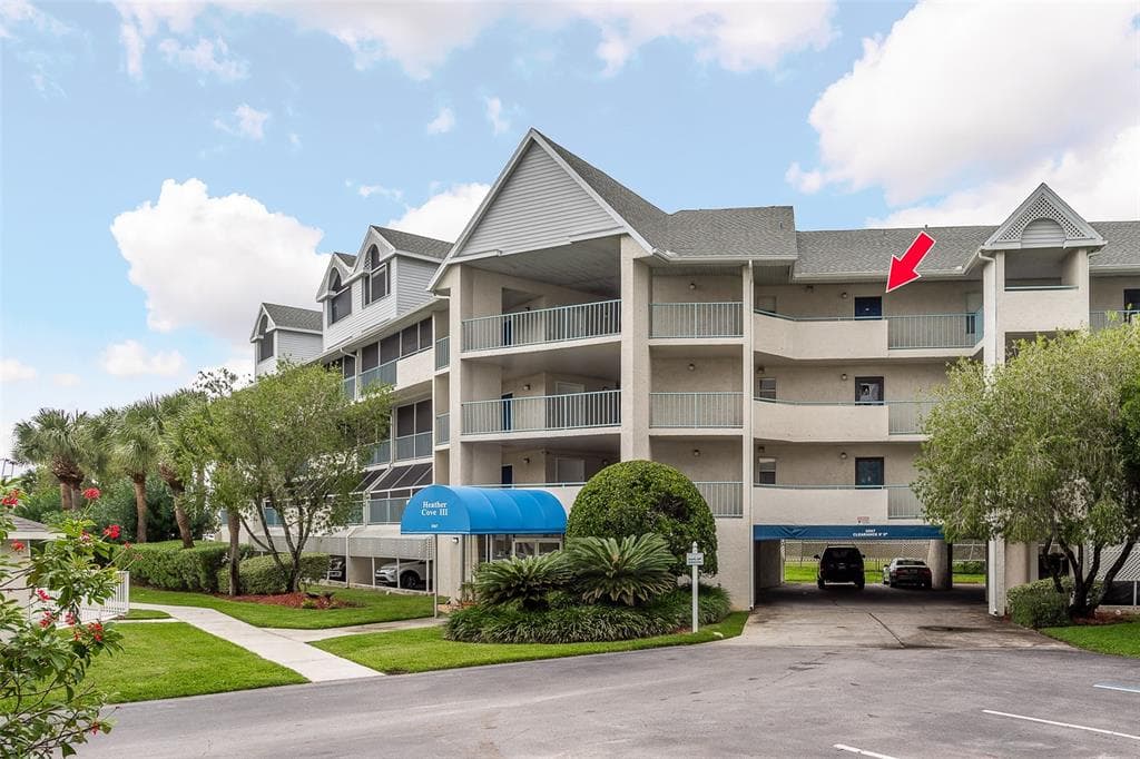 5567 SEA FOREST DRIVE UNIT 322 NEW PORT RICHEY, FL 34652