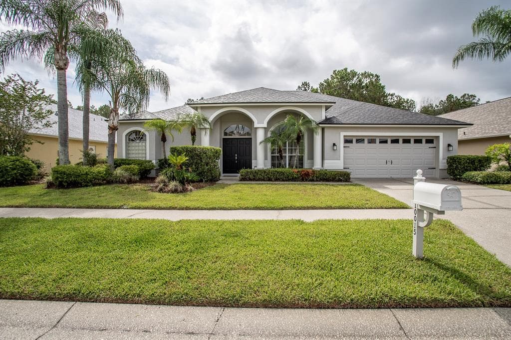 10015 CYPRESS SHADOW AVENUE TAMPA, FL 33647