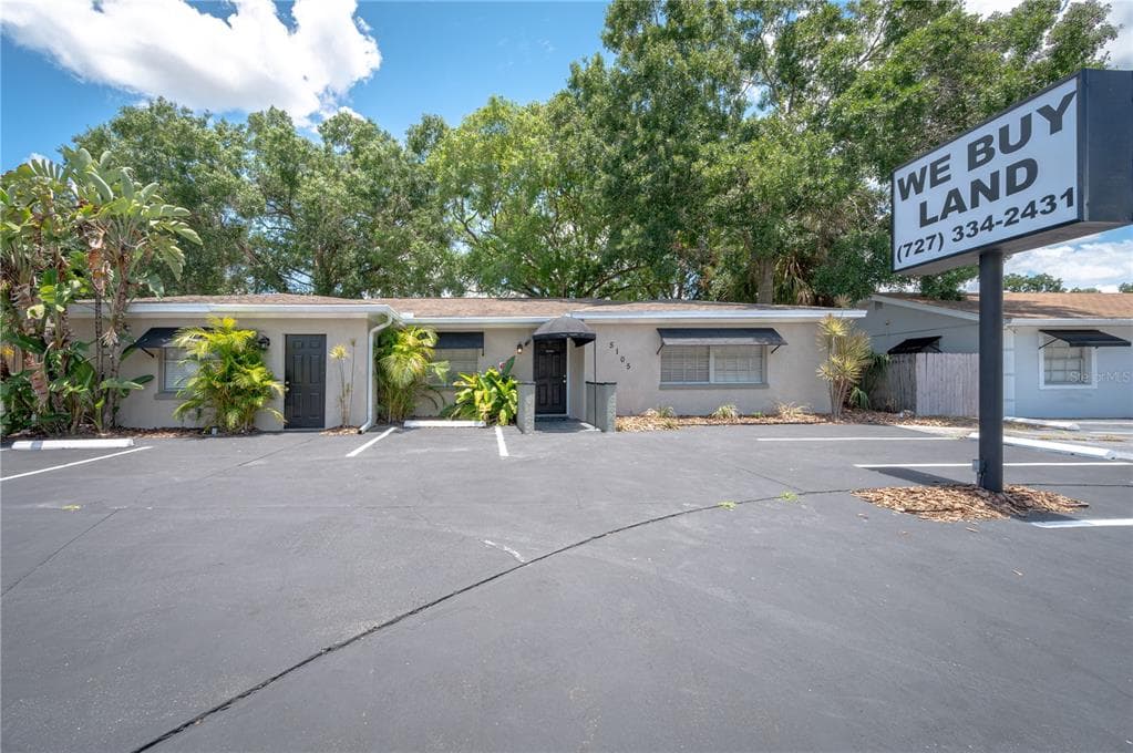 5105 MEMORIAL HIGHWAY TAMPA, FL 33634