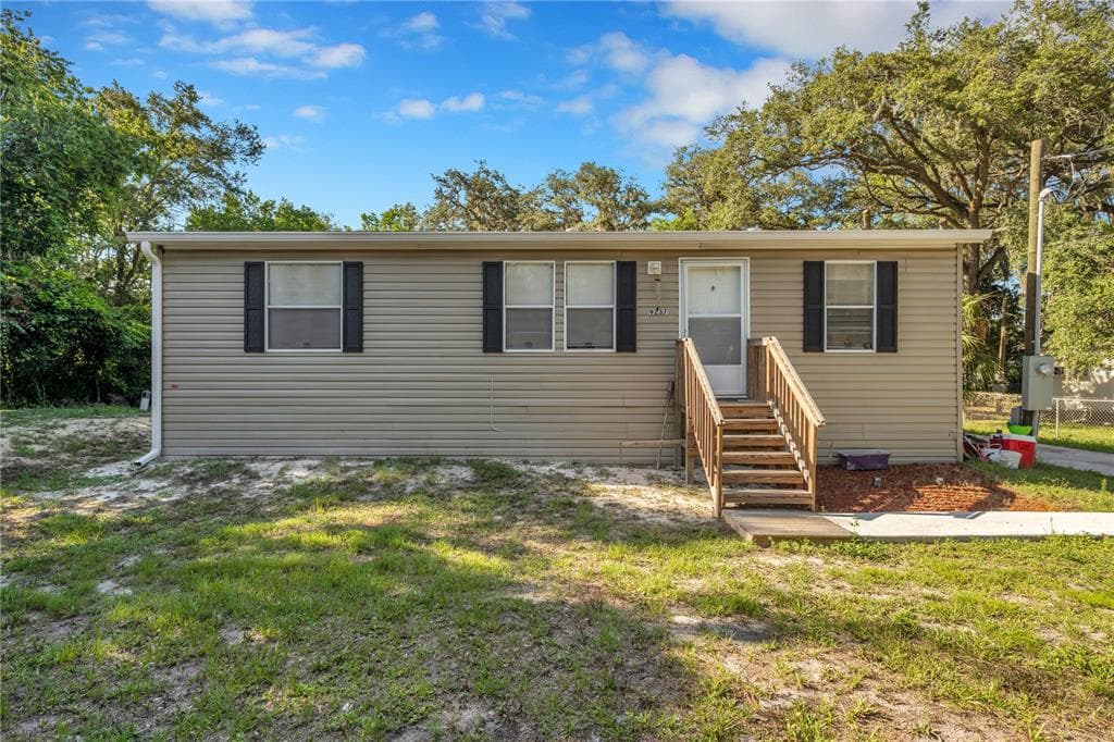9237 LORAS STREET NEW PORT RICHEY, FL 34654