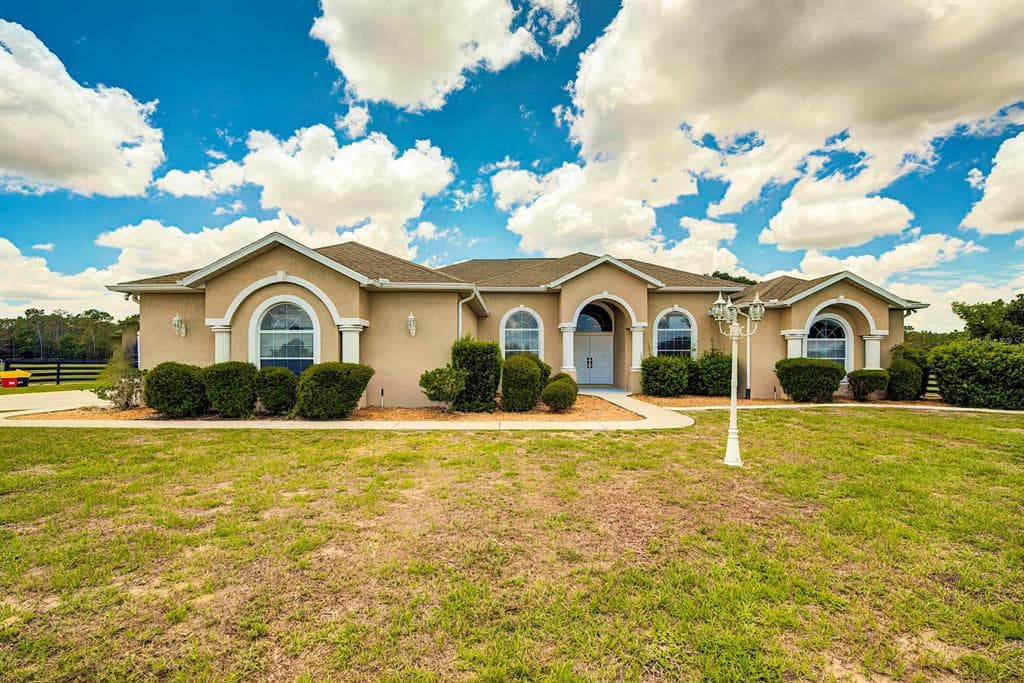 11370 S BRIGHTSTAR AVENUE FLORAL CITY, FL 34436