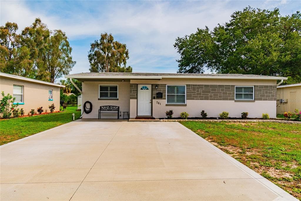 761 87TH AVENUE N ST PETERSBURG, FL 33702