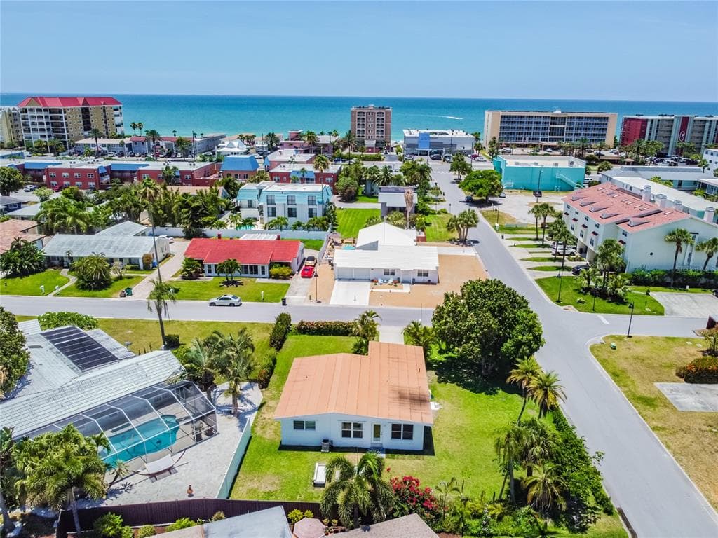 17009 2ND STREET E NORTH REDINGTON BEACH, FL 33708