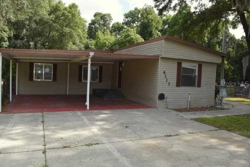 4117 CAUDILL DRIVE LAKELAND, FL 33810