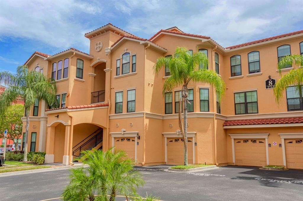 2723 VIA CAPRI UNIT 815 CLEARWATER, FL 33764