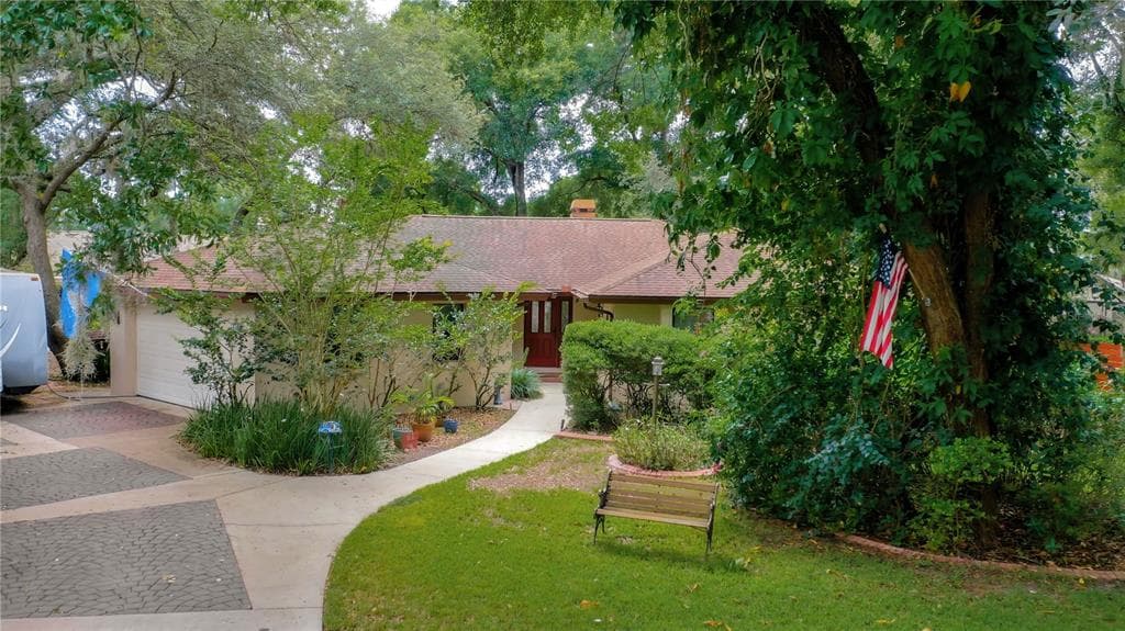 1202 DEEPWOOD COURT BRANDON, FL 33511