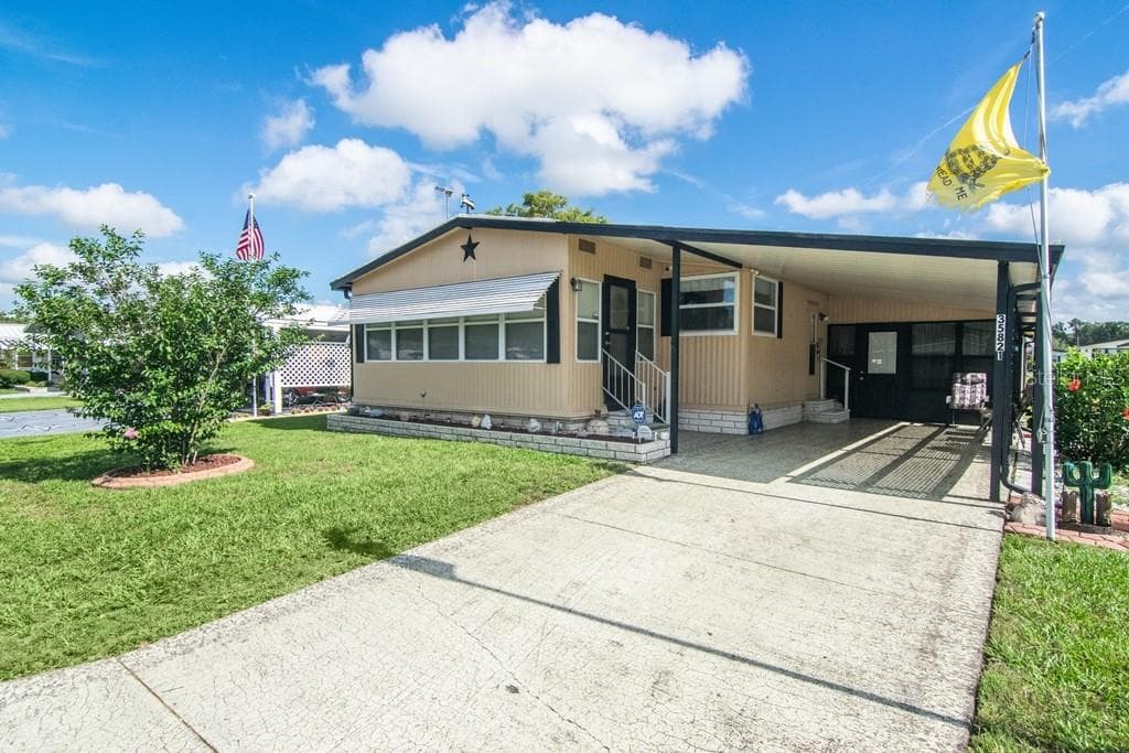 35821 BRISA DRIVE ZEPHYRHILLS, FL 33541