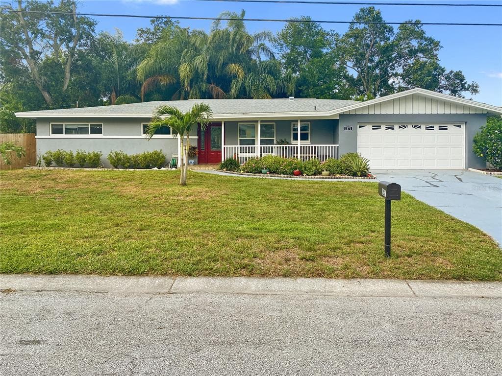 1571 JEFFORDS STREET CLEARWATER, FL 33756