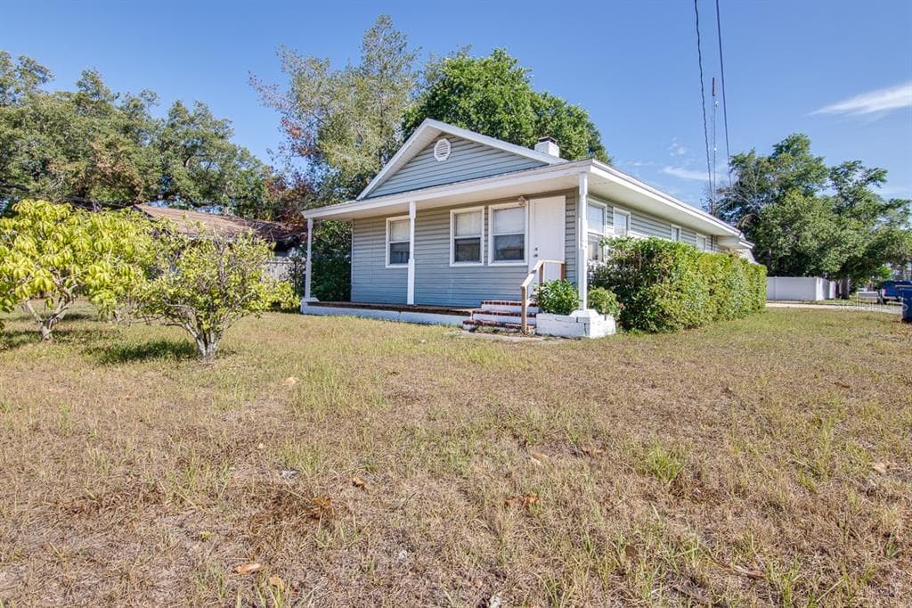 602 4TH AVENUE SW LARGO, FL 33770
