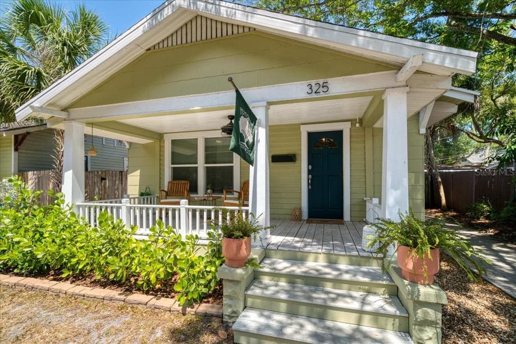 325 23RD STREET N ST PETERSBURG, FL 33713