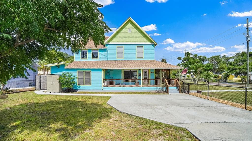307 CYPRESS STREET TARPON SPRINGS, FL 34689