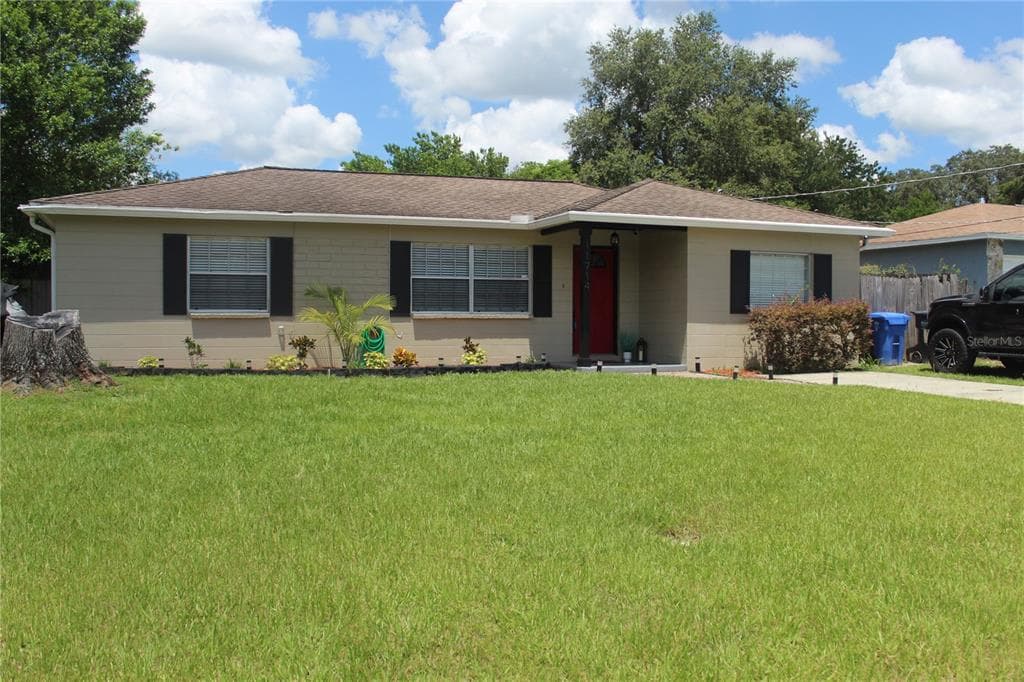 11714 N EDISON AVENUE TAMPA, FL 33612