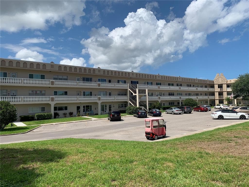 2284 PHILIPPINE DRIVE UNIT 47 CLEARWATER, FL 33763