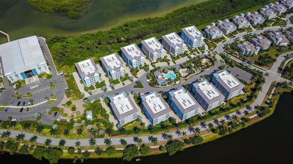383 ARUBA CIRCLE UNIT 102 BRADENTON, FL 34209
