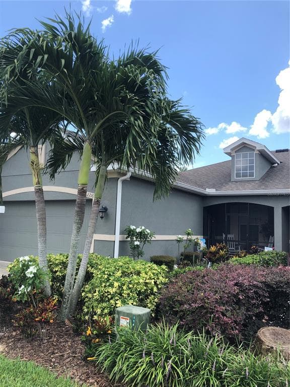 2216 PARROT FISH DRIVE HOLIDAY, FL 34691