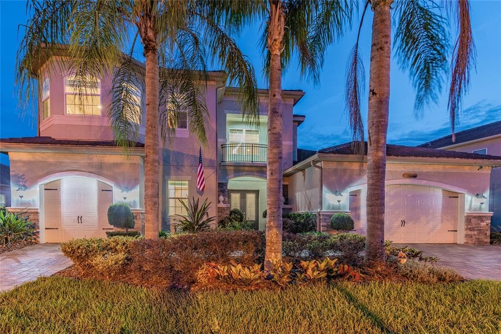 2745 COCO PALM CIRCLE WESLEY CHAPEL, FL 33543