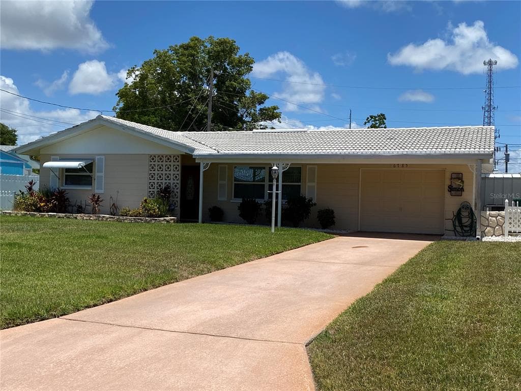6785 110TH ST SEMINOLE, FL 33772