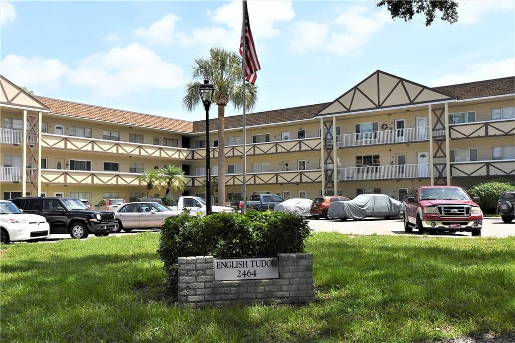 2464 AUSTRALIA WAY E UNIT 70 CLEARWATER, FL 33763