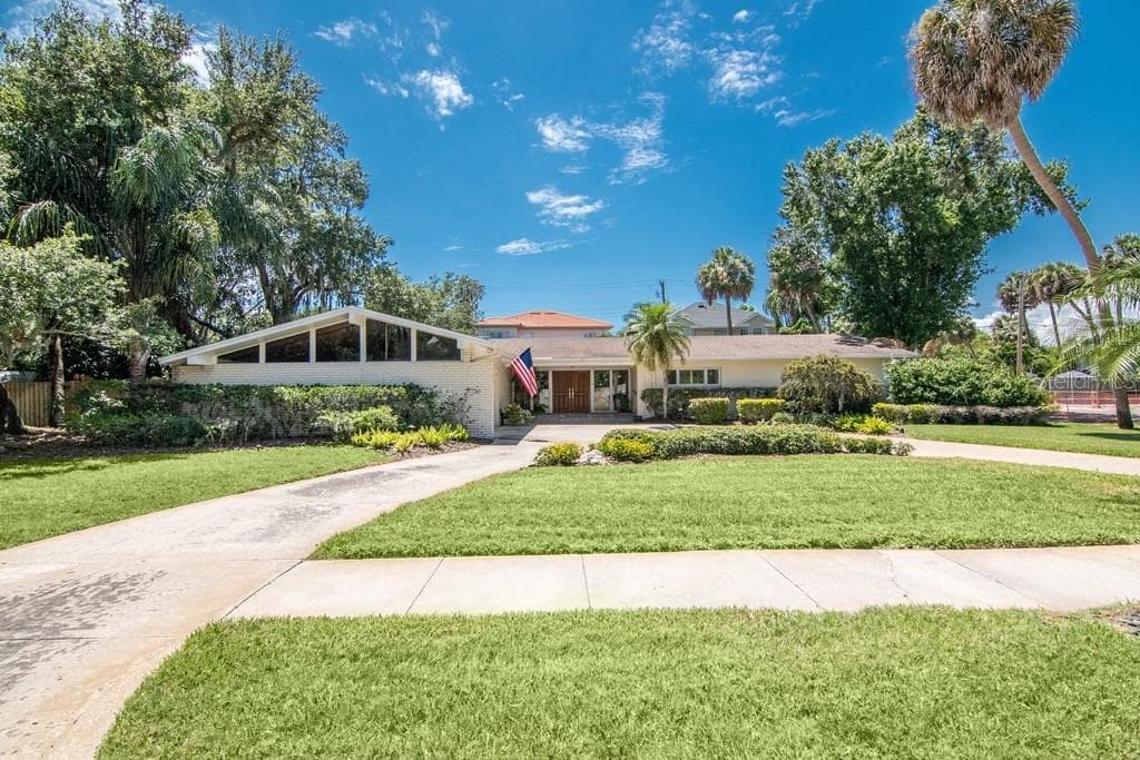 2609 S HAWTHORNE CIRCLE TAMPA, FL 33629