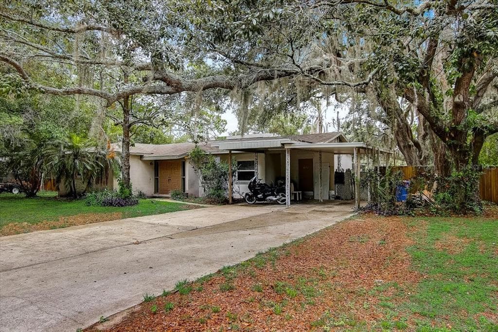 5415 E KIRBY STREET TAMPA, FL 33617