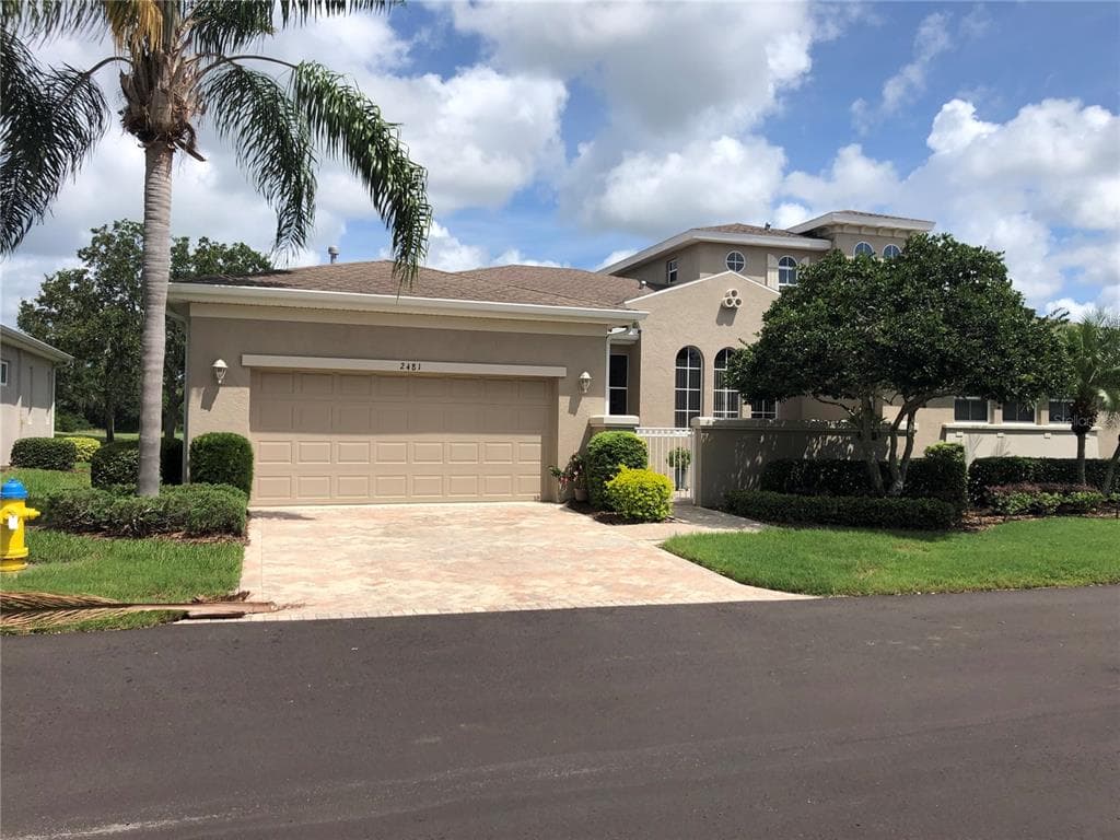 2481 KENSINGTON GREENS DRIVE UNIT 2481 SUN CITY CENTER, FL 33573
