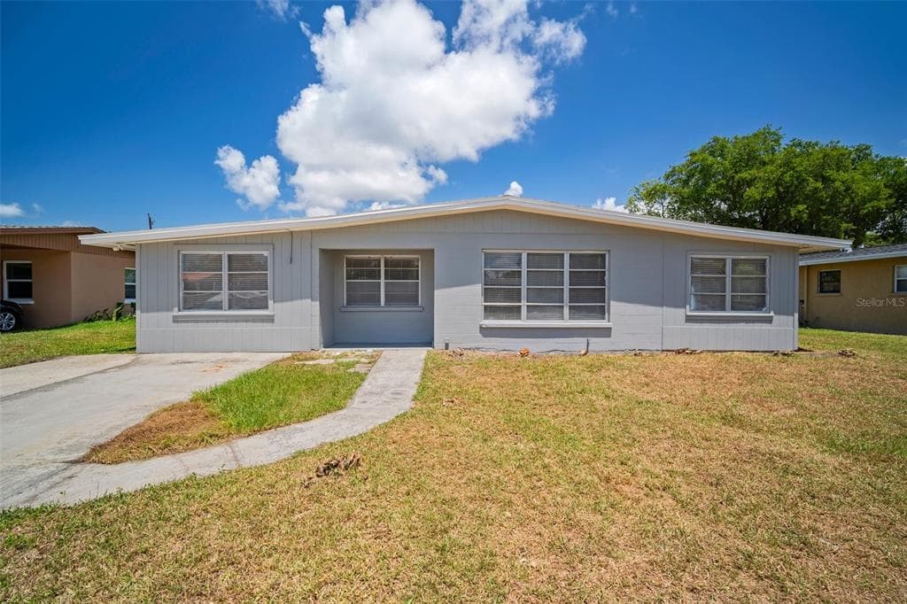 1704 4TH AVENUE W PALMETTO, FL 34221