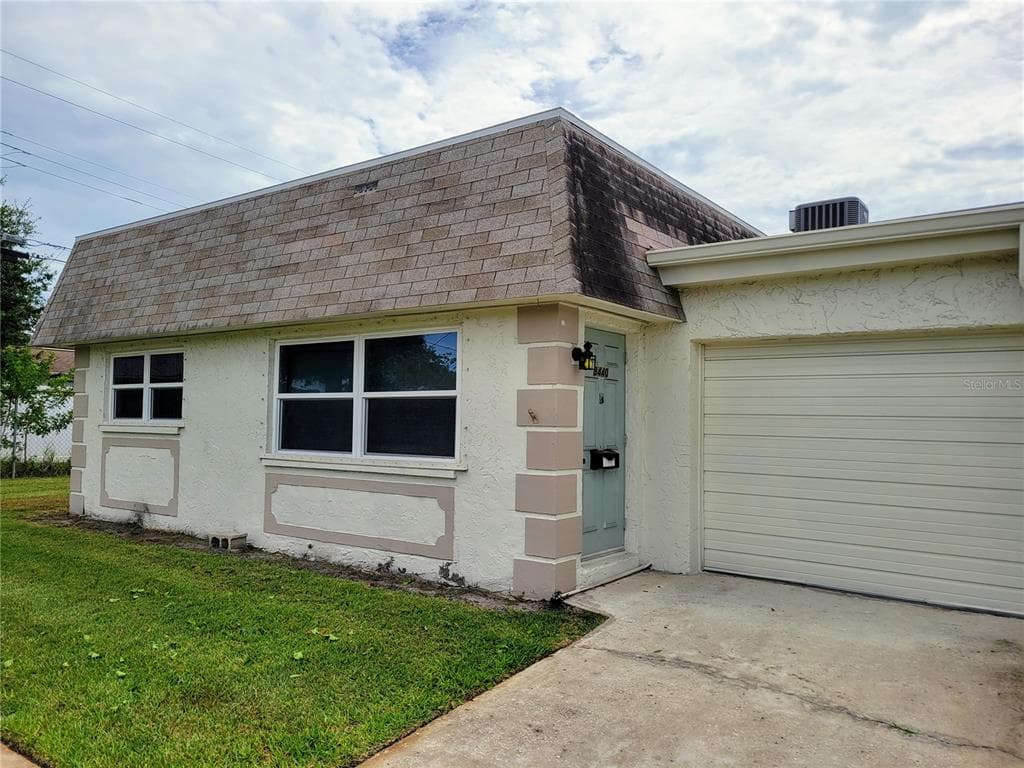 8440 ORLEANS N UNIT 13 PINELLAS PARK, FL 33781