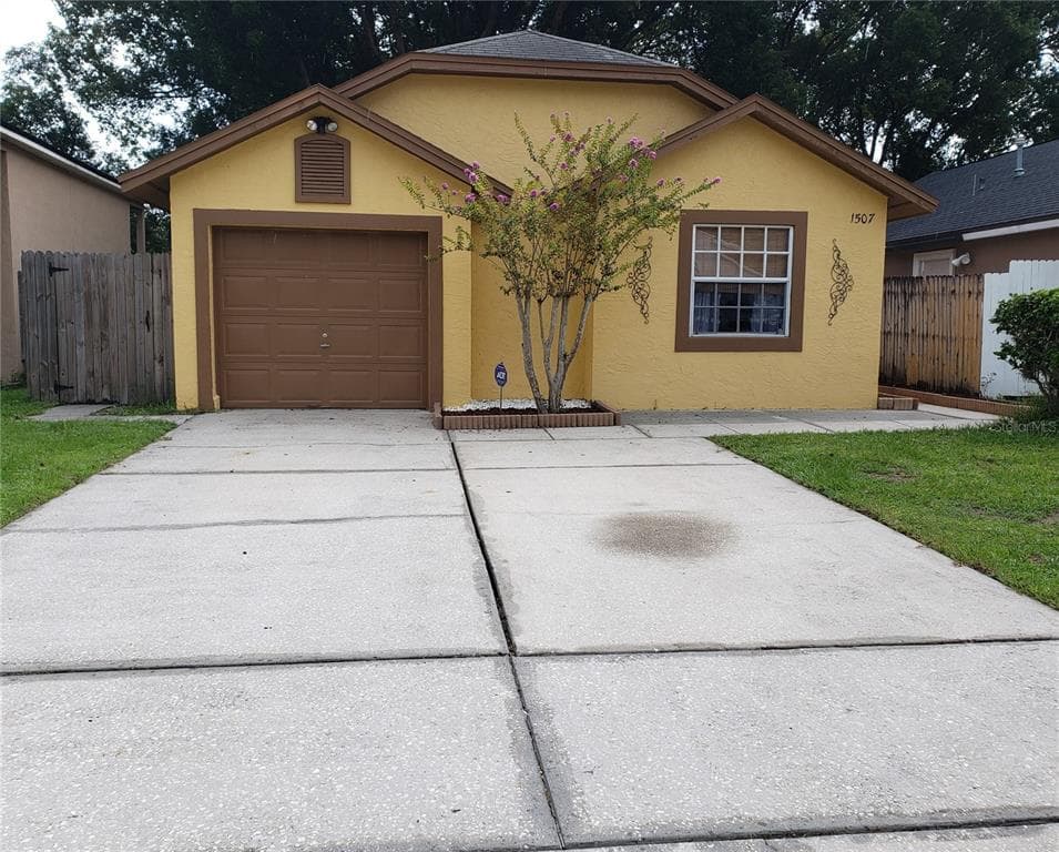 1507 BROOKEBRIDGE DRIVE ORLANDO, FL 32825