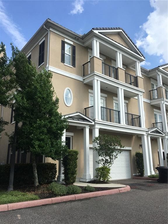 360 NEWBURY PLACE N ST PETERSBURG, FL 33716